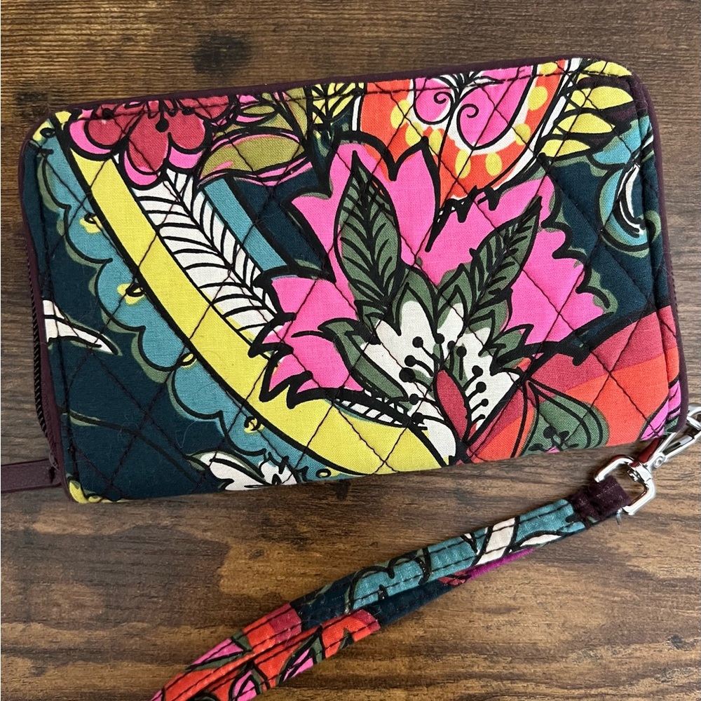 Vera Bradley wristlet and card/key holder